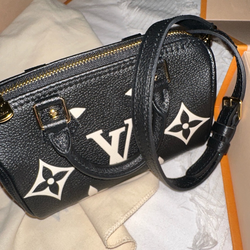 BRAND NEW LV Nano Speedy